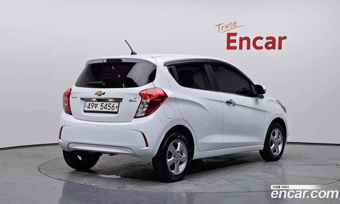 Chevrolet Spark 2016 1.0 автомат (гидро), фото 1 Chevrolet Spark 2016 1.0 автомат (гидро), фото 1