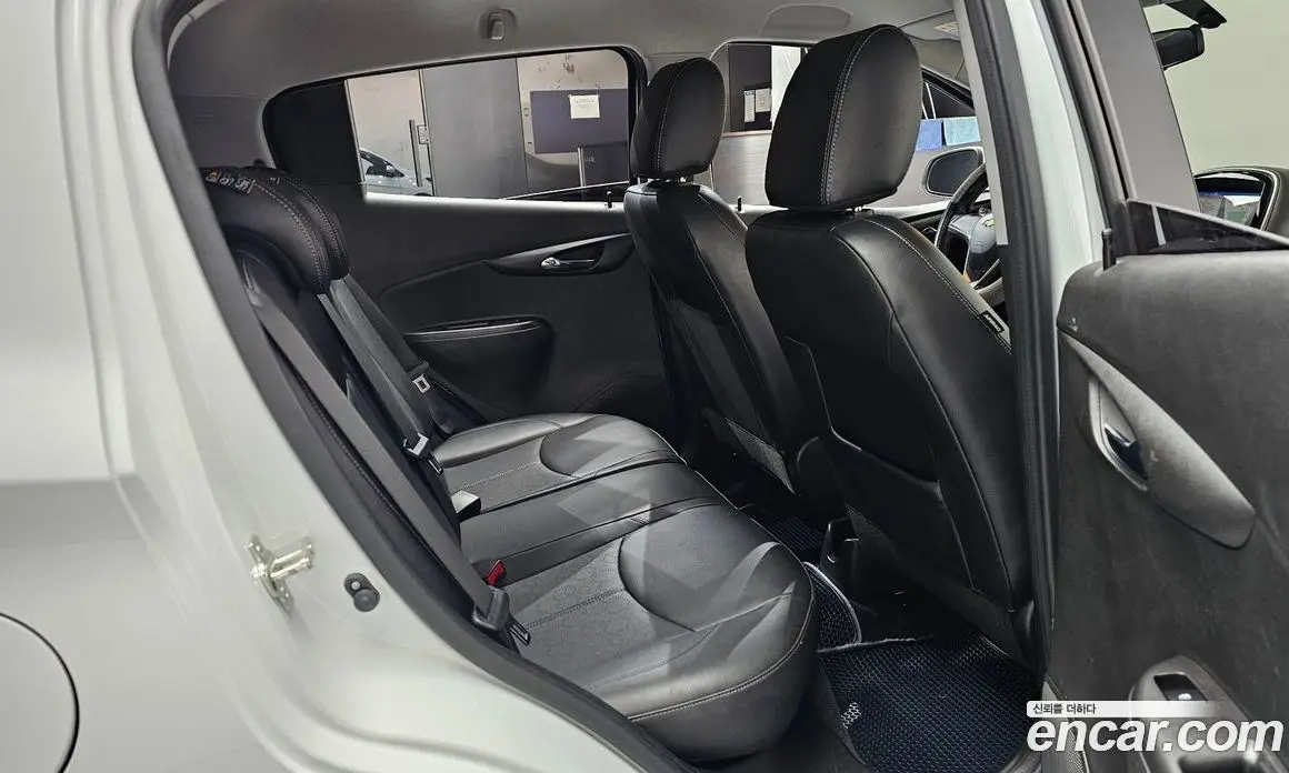 Chevrolet Spark 2016 1.0 автомат (гидро), фото 16 Chevrolet Spark 2016 1.0 автомат (гидро), фото 16