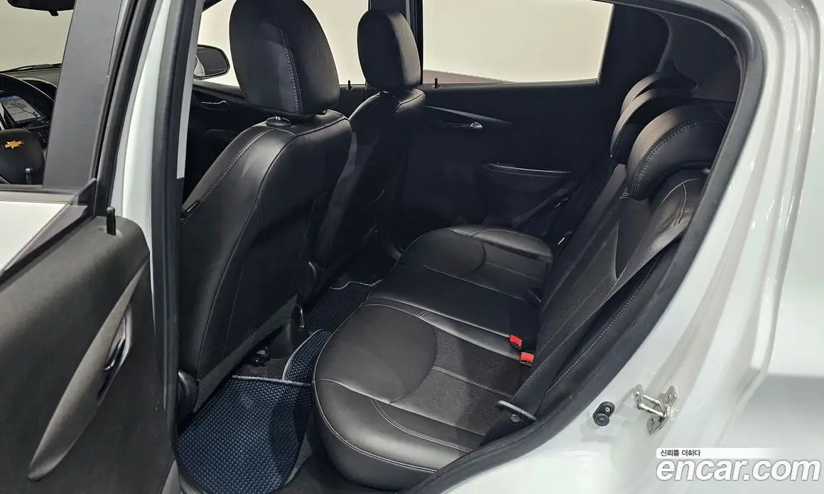Chevrolet Spark 2016 1.0 автомат (гидро), фото 26 Chevrolet Spark 2016 1.0 автомат (гидро), фото 26