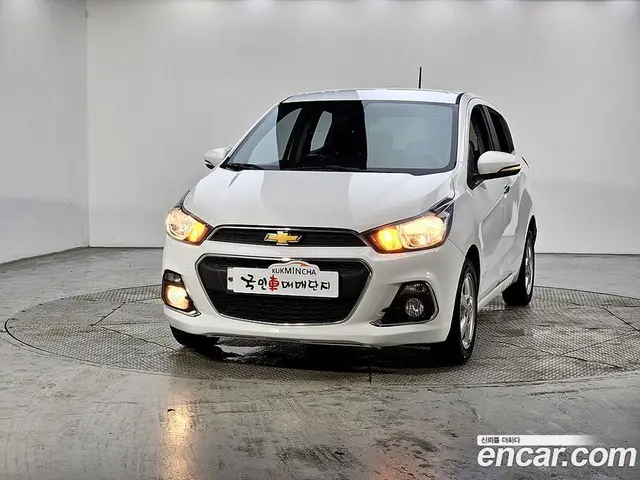 Chevrolet Spark 2016 1.0 автомат (гидро), миниатюра 1 Chevrolet Spark 2016 1.0 автомат (гидро), миниатюра 1