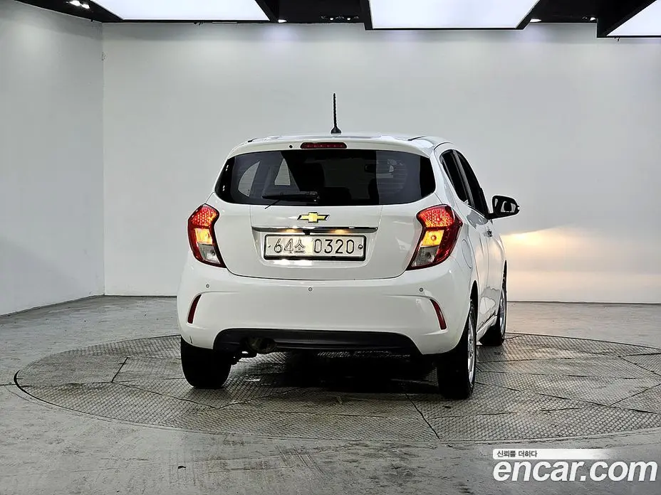 Chevrolet Spark 2016 1.0 автомат (гидро), фото 3 Chevrolet Spark 2016 1.0 автомат (гидро), фото 3