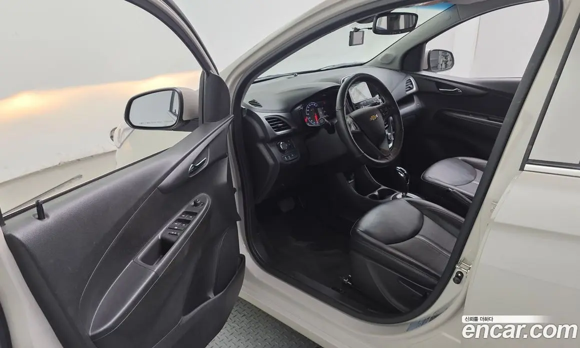 Chevrolet Spark 2019 1.0 автомат (гидро), фото 13 Chevrolet Spark 2019 1.0 автомат (гидро), фото 13