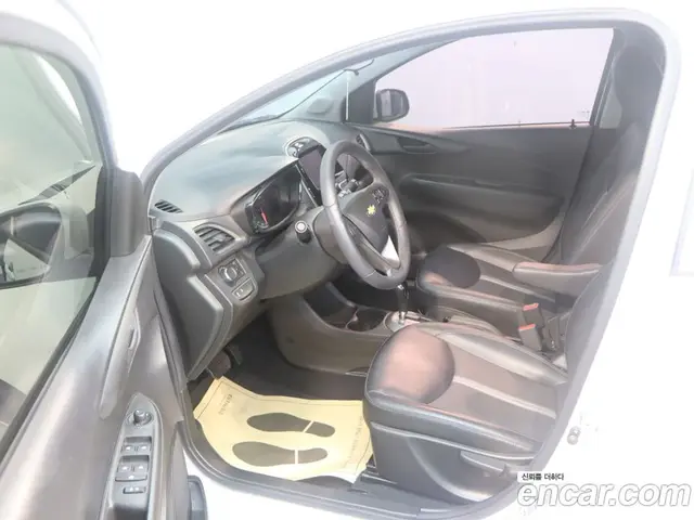 Chevrolet Spark 2021 1.0 автомат (гидро), миниатюра 9