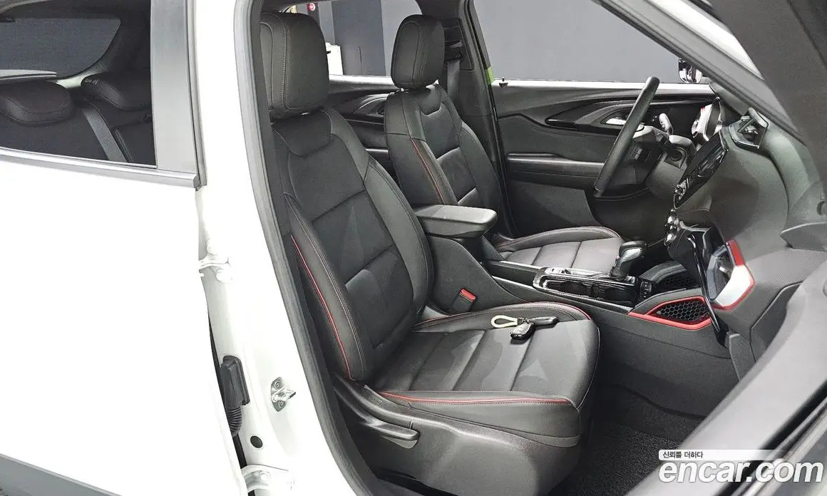 Chevrolet TrailBlazer 2022 1.3 автомат (гидро), фото 15 Chevrolet TrailBlazer 2022 1.3 автомат (гидро), фото 15