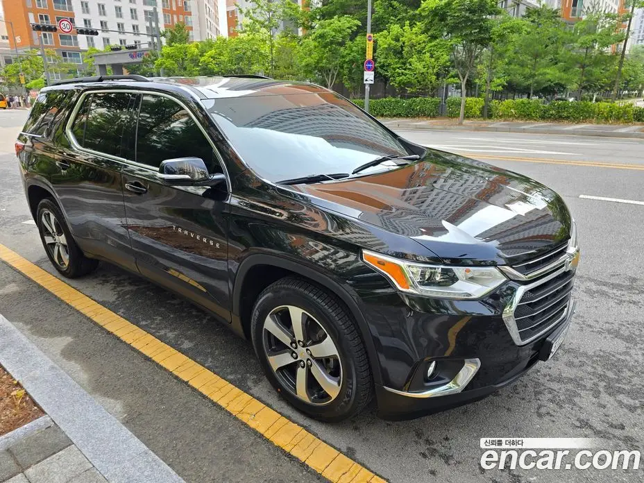 Chevrolet Traverse 2020 3.6 автомат (гидро), фото 3 Chevrolet Traverse 2020 3.6 автомат (гидро), фото 3