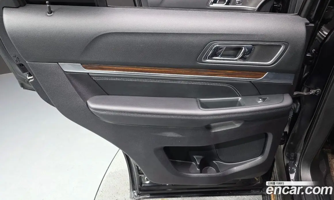 Ford Explorer 2019 2.3 автомат (гидро), фото 15 Ford Explorer 2019 2.3 автомат (гидро), фото 15