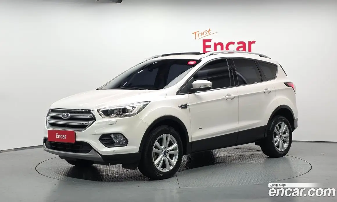 Ford Kuga 2017 2.0 автомат (гидро), фото 1 Ford Kuga 2017 2.0 автомат (гидро), фото 1
