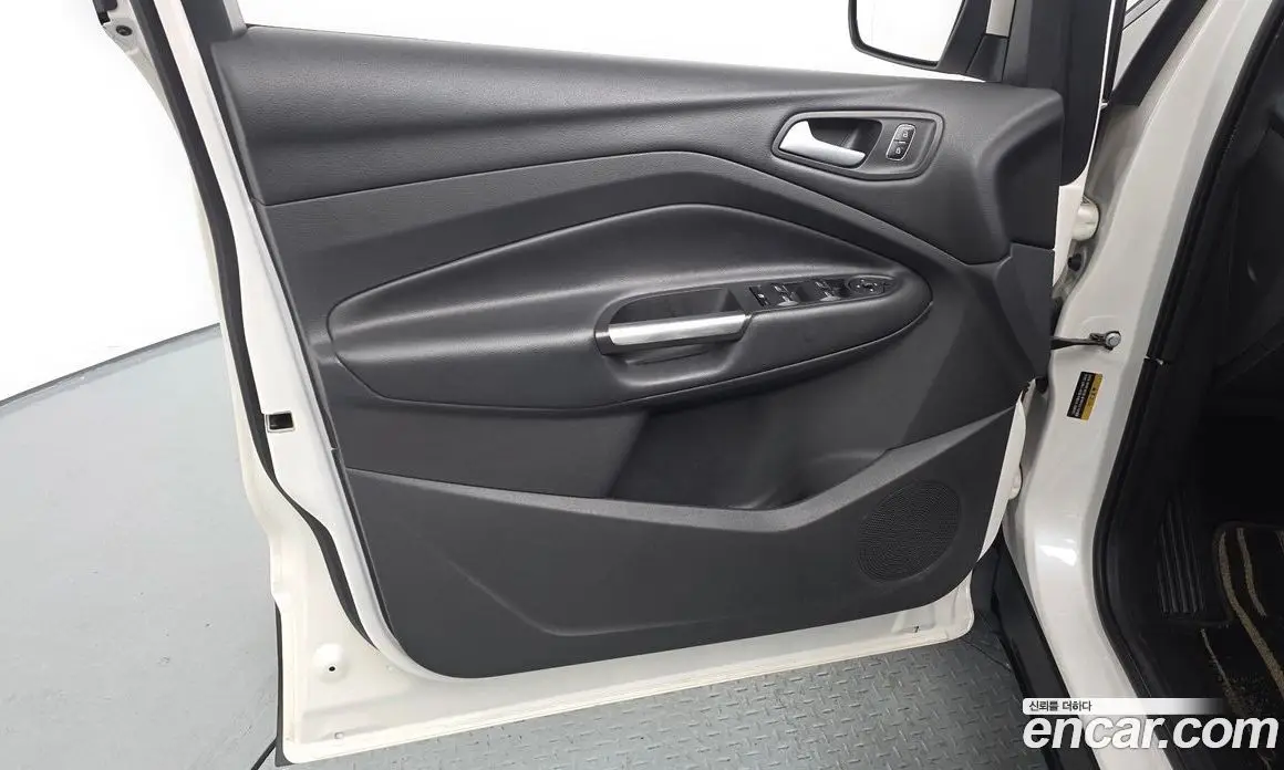 Ford Kuga 2017 2.0 автомат (гидро), фото 14 Ford Kuga 2017 2.0 автомат (гидро), фото 14