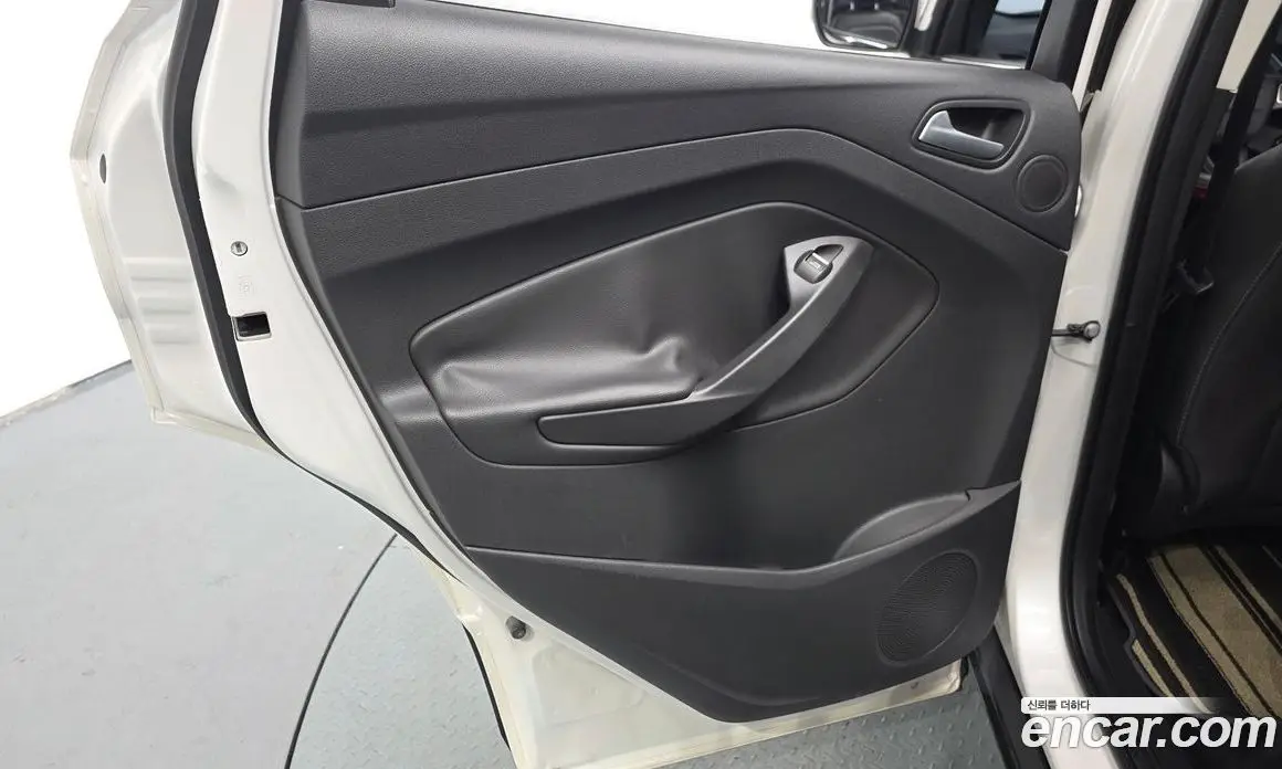 Ford Kuga 2017 2.0 автомат (гидро), фото 15 Ford Kuga 2017 2.0 автомат (гидро), фото 15