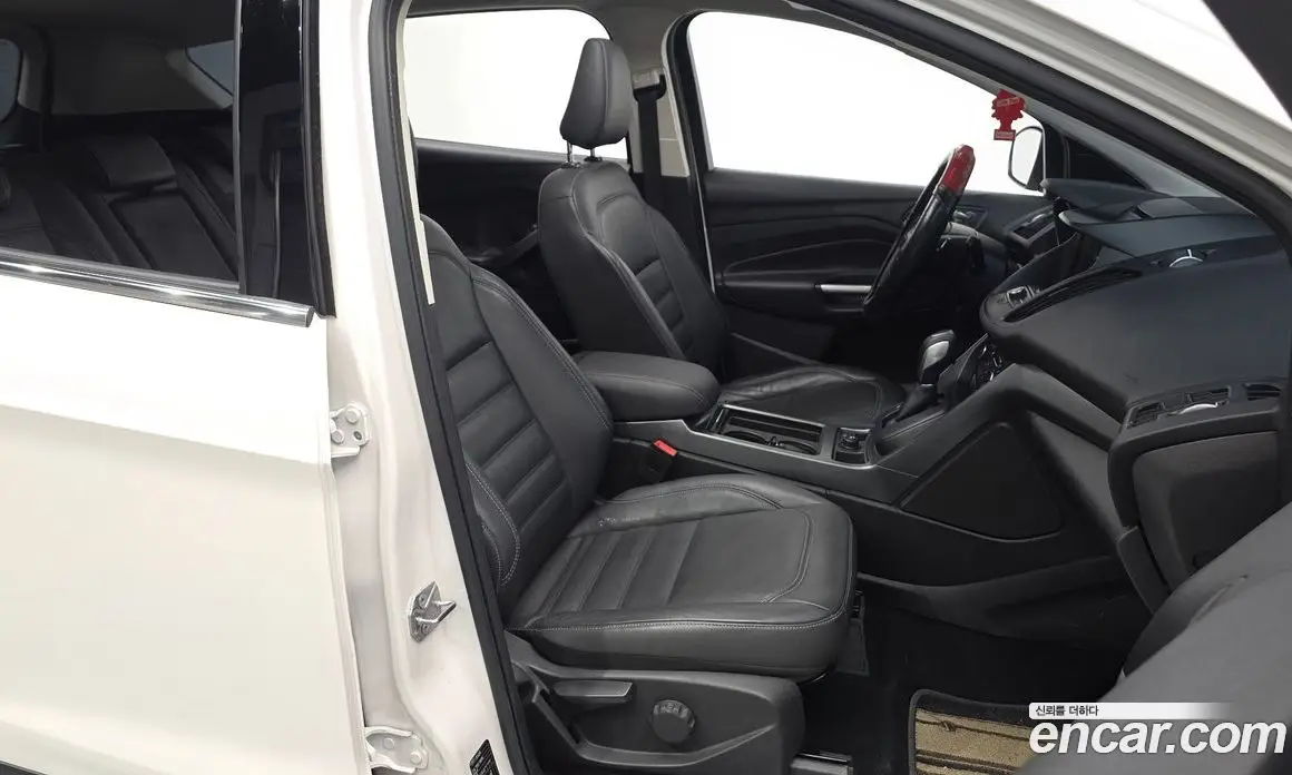 Ford Kuga 2017 2.0 автомат (гидро), фото 16 Ford Kuga 2017 2.0 автомат (гидро), фото 16