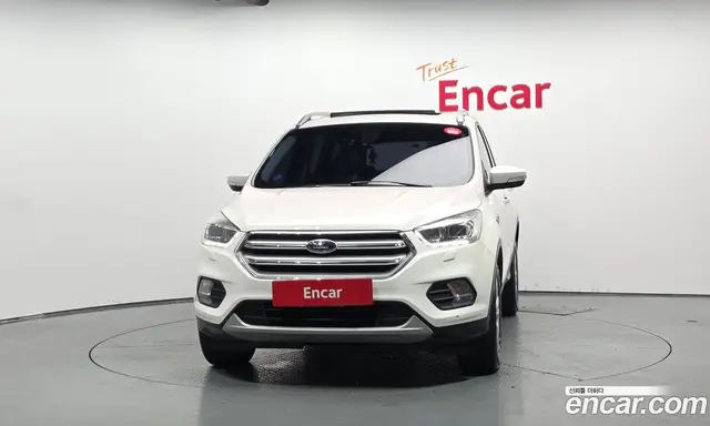 Ford Kuga 2017 2.0 автомат (гидро), миниатюра 3 Ford Kuga 2017 2.0 автомат (гидро), миниатюра 3