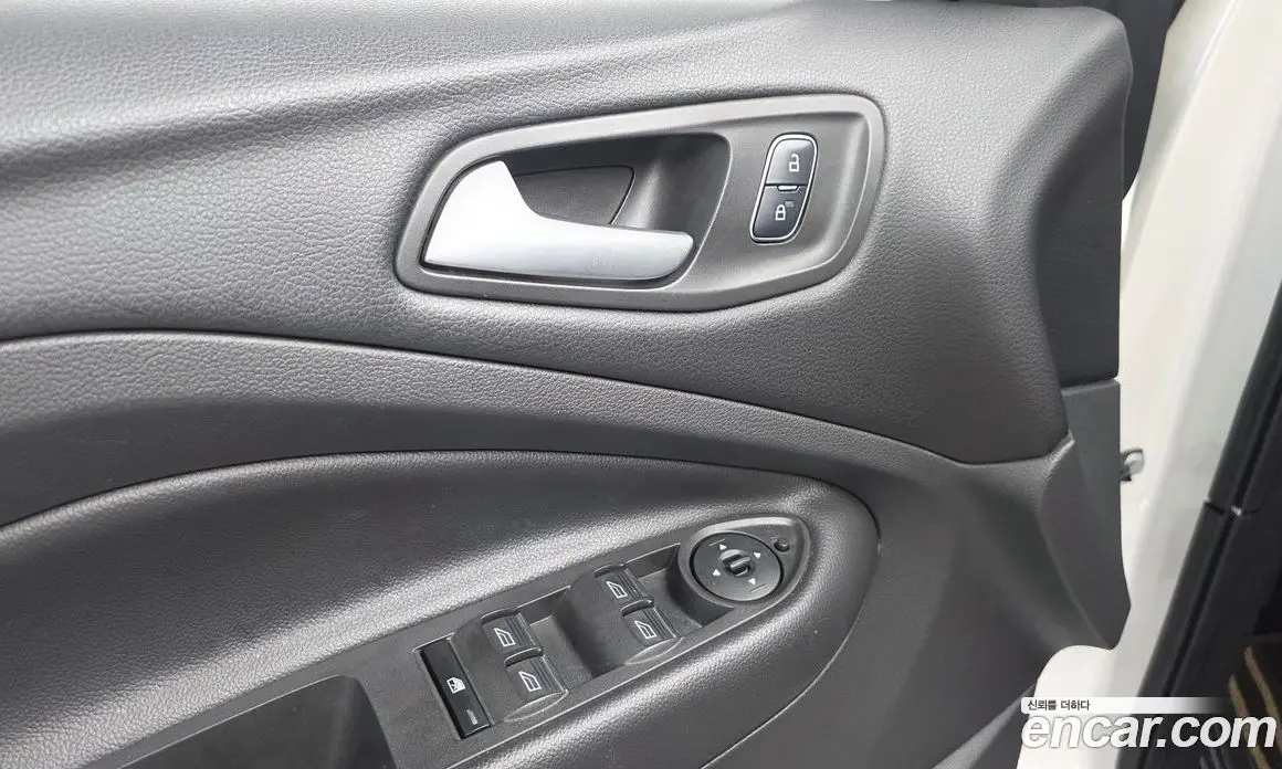 Ford Kuga 2017 2.0 автомат (гидро), фото 31 Ford Kuga 2017 2.0 автомат (гидро), фото 31