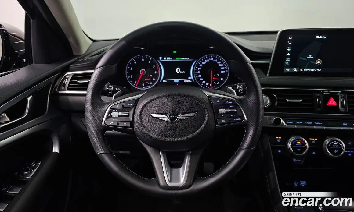 Genesis G70 2019 2.0 автомат (гидро), фото 20 Genesis G70 2019 2.0 автомат (гидро), фото 20