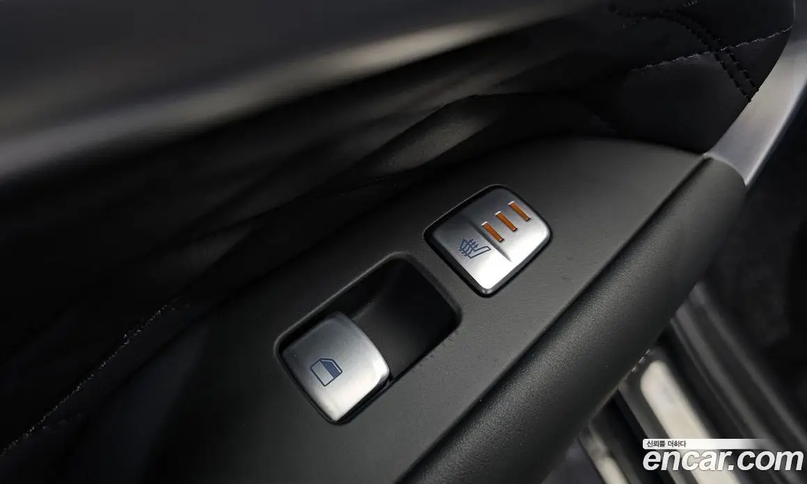 Genesis G70 2019 2.0 автомат (гидро), фото 29 Genesis G70 2019 2.0 автомат (гидро), фото 29