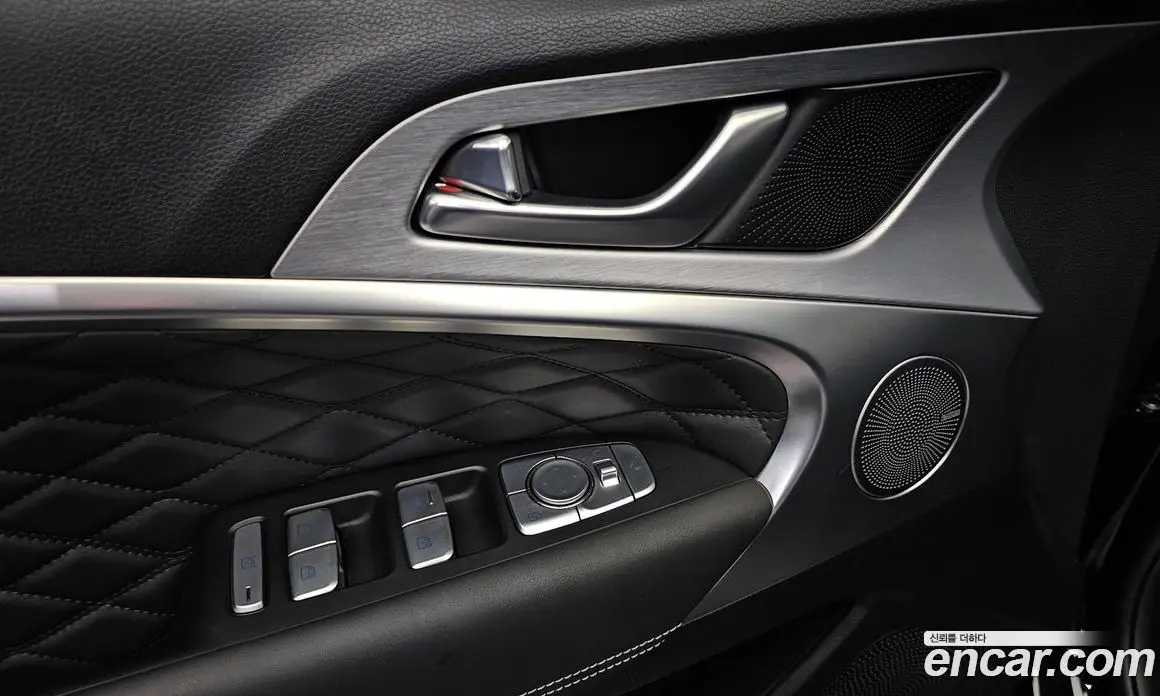 Genesis G70 2019 2.0 автомат (гидро), фото 30 Genesis G70 2019 2.0 автомат (гидро), фото 30