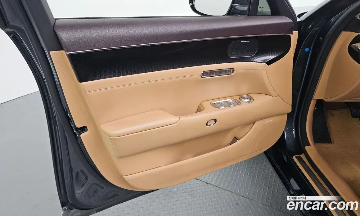 Genesis G90 2022 3.5 автомат (гидро), фото 14 Genesis G90 2022 3.5 автомат (гидро), фото 14