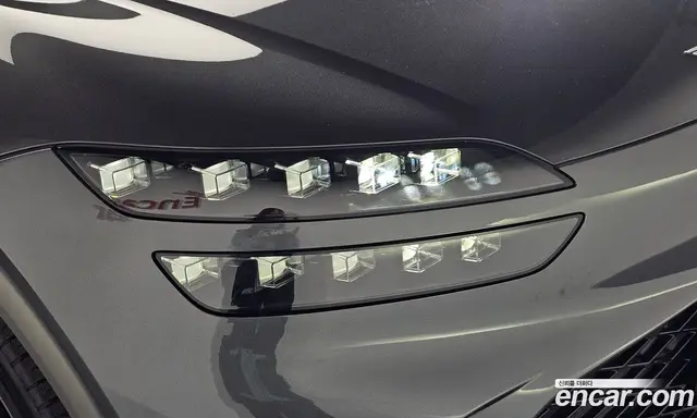 Genesis GV60 2022 0.1 автомат (гидро), миниатюра 8 Genesis GV60 2022 0.1 автомат (гидро), миниатюра 8