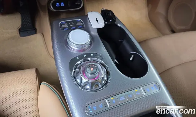 Genesis GV60 2023 0.1 автомат (гидро), миниатюра 12