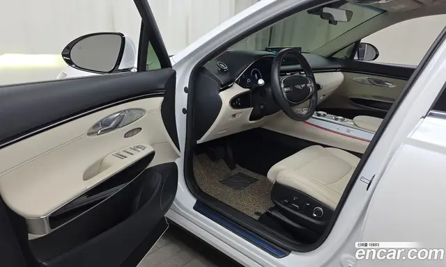 Genesis GV70 2022 2.5 автомат (гидро), миниатюра 10 Genesis GV70 2022 2.5 автомат (гидро), миниатюра 10