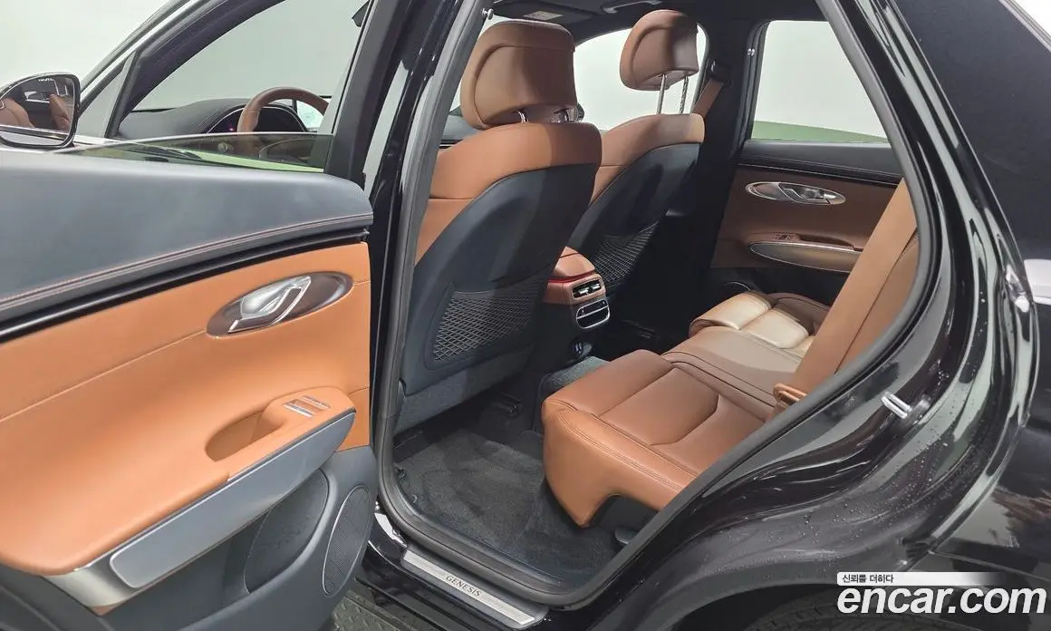 Genesis GV70 2022 2.5 автомат (гидро), фото 17