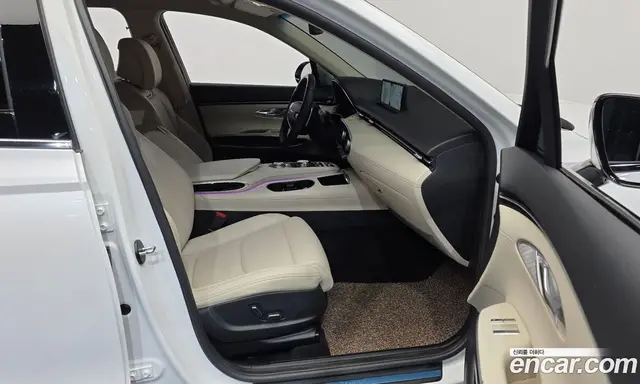 Genesis GV70 2022 2.5 автомат (гидро), миниатюра 11 Genesis GV70 2022 2.5 автомат (гидро), миниатюра 11
