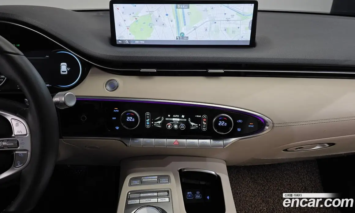 Genesis GV70 2022 2.5 автомат (гидро), фото 15 Genesis GV70 2022 2.5 автомат (гидро), фото 15