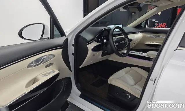 Genesis GV70 2022 2.5 автомат (гидро), миниатюра 10 Genesis GV70 2022 2.5 автомат (гидро), миниатюра 10