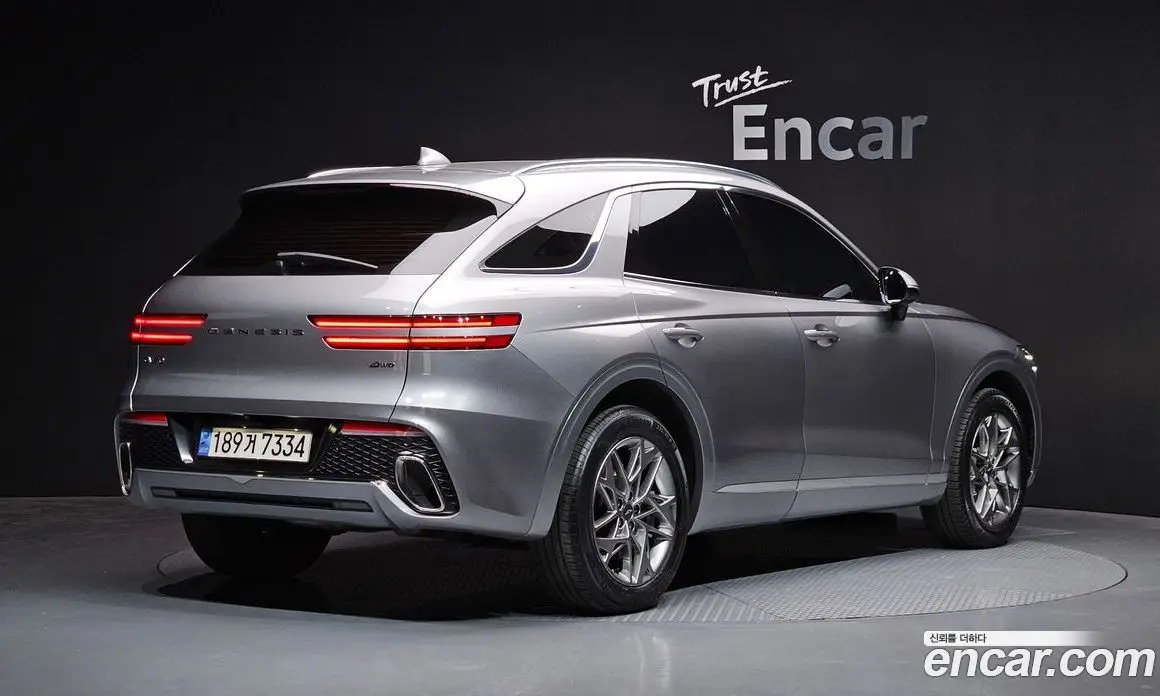 Genesis GV70 2023 2.5 автомат (гидро), фото 2 Genesis GV70 2023 2.5 автомат (гидро), фото 2