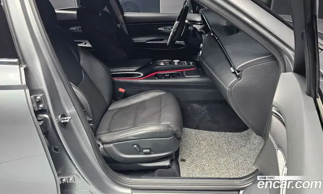 Genesis GV70 2023 2.5 автомат (гидро), миниатюра 11 Genesis GV70 2023 2.5 автомат (гидро), миниатюра 11