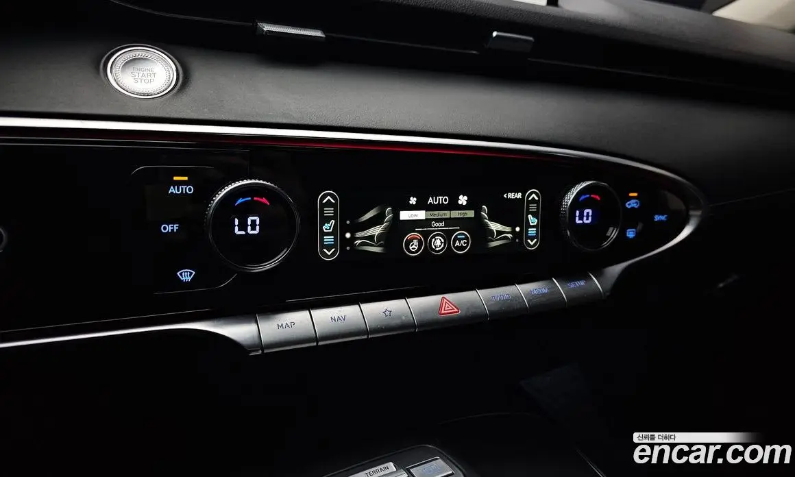 Genesis GV70 2023 2.5 автомат (гидро), фото 17 Genesis GV70 2023 2.5 автомат (гидро), фото 17