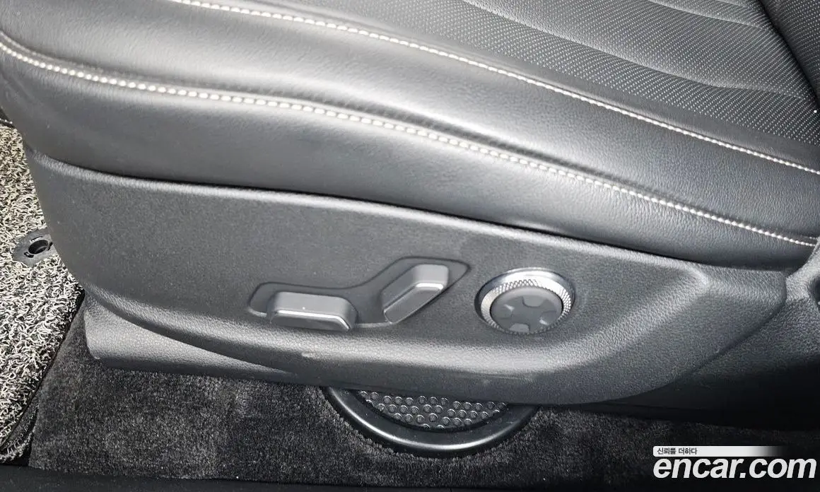 Genesis GV80 2021 2.5 автомат (гидро), фото 31 Genesis GV80 2021 2.5 автомат (гидро), фото 31