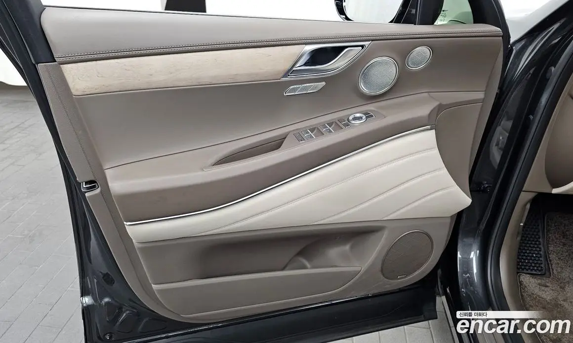 Genesis GV80 2021 2.5 автомат (гидро), фото 14 Genesis GV80 2021 2.5 автомат (гидро), фото 14