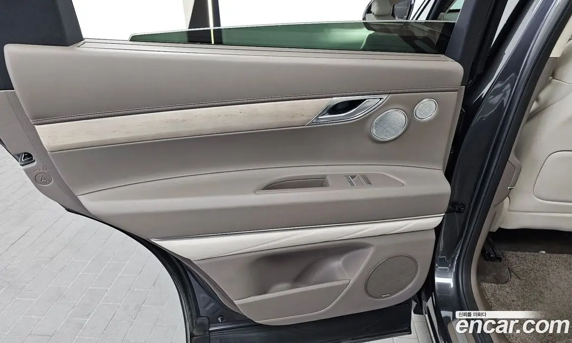 Genesis GV80 2021 2.5 автомат (гидро), фото 15 Genesis GV80 2021 2.5 автомат (гидро), фото 15