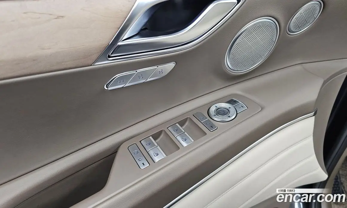 Genesis GV80 2021 2.5 автомат (гидро), фото 39 Genesis GV80 2021 2.5 автомат (гидро), фото 39