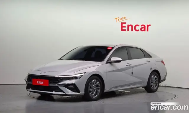 Hyundai Avante 2023 1.6 автомат (гидро), миниатюра 1 Hyundai Avante 2023 1.6 автомат (гидро), миниатюра 1