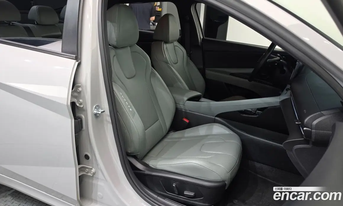Hyundai Avante 2023 1.6 автомат (гидро), фото 16 Hyundai Avante 2023 1.6 автомат (гидро), фото 16