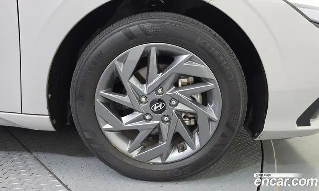 Hyundai Avante 2023 1.6 автомат (гидро), миниатюра 7 Hyundai Avante 2023 1.6 автомат (гидро), миниатюра 7