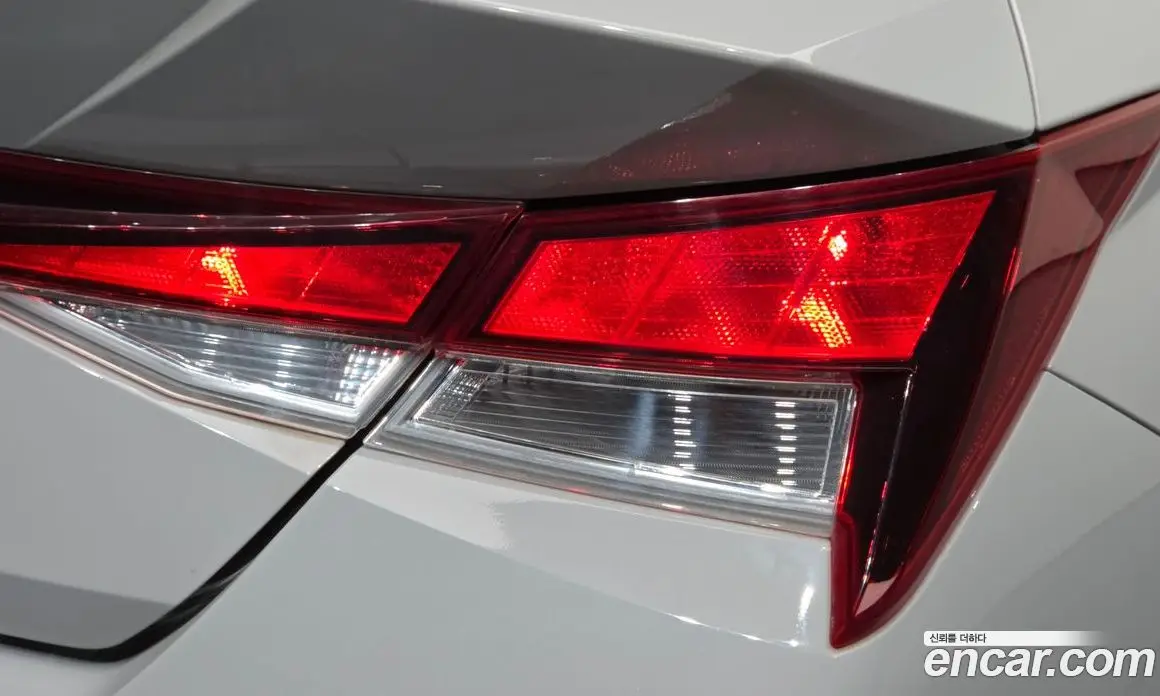 Hyundai Avante 2023 1.6 автомат (гидро), фото 9 Hyundai Avante 2023 1.6 автомат (гидро), фото 9