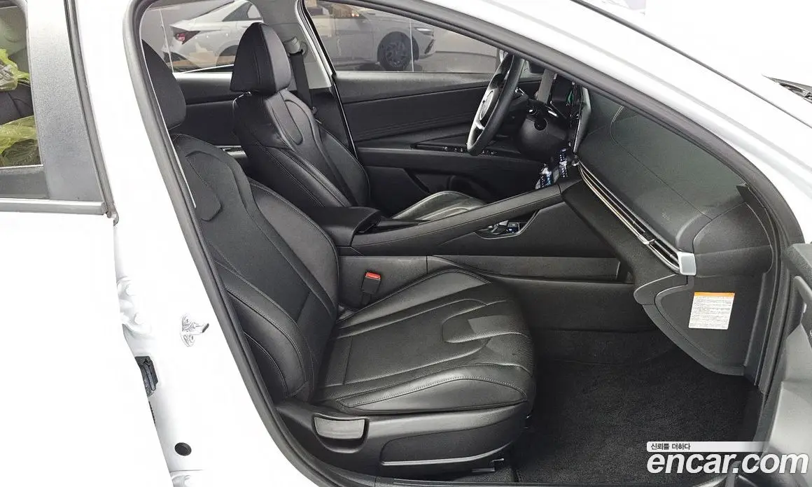 Hyundai Avante 2025 1.6 автомат (гидро), фото 13 Hyundai Avante 2025 1.6 автомат (гидро), фото 13