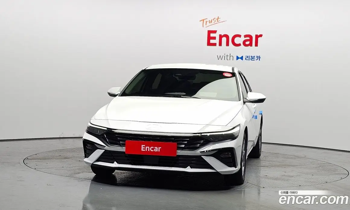 Hyundai Avante 2025 1.6 автомат (гидро), фото 3 Hyundai Avante 2025 1.6 автомат (гидро), фото 3