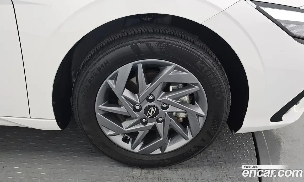 Hyundai Avante 2025 1.6 автомат (гидро), фото 7 Hyundai Avante 2025 1.6 автомат (гидро), фото 7