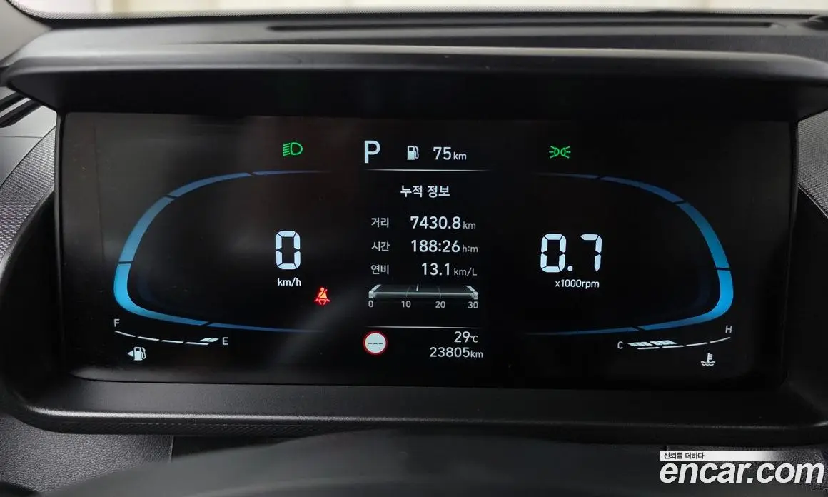Hyundai Casper 2022 1.0 автомат (гидро), фото 10