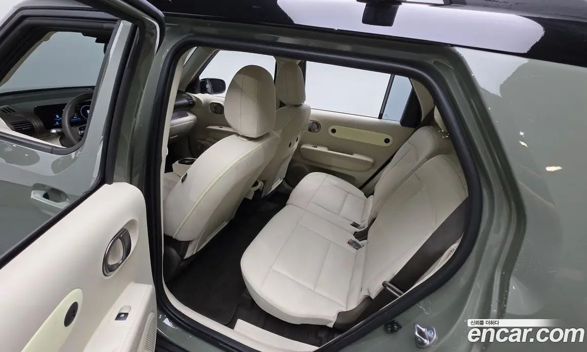 Hyundai Casper 2024 0.2 автомат (гидро), фото 16