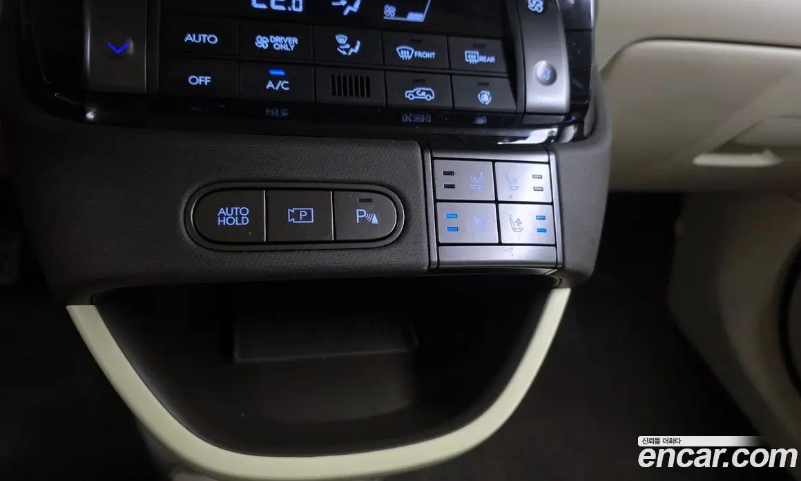 Hyundai Casper 2024 0.2 автомат (гидро), фото 31