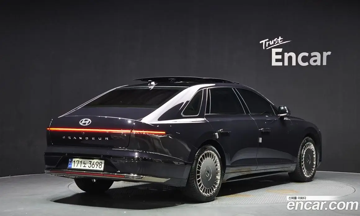 Hyundai Grandeur 2023 1.6 автомат (гидро), фото 2 Hyundai Grandeur 2023 1.6 автомат (гидро), фото 2