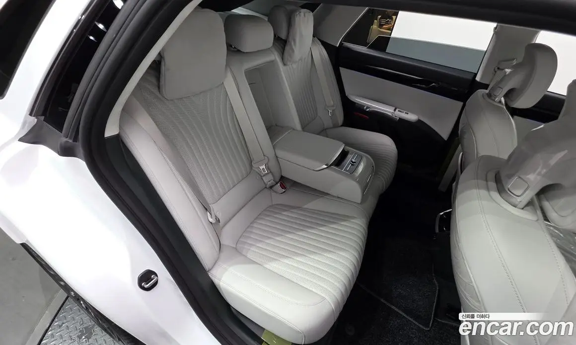 Hyundai Grandeur 2024 2.5 автомат (гидро), фото 16 Hyundai Grandeur 2024 2.5 автомат (гидро), фото 16