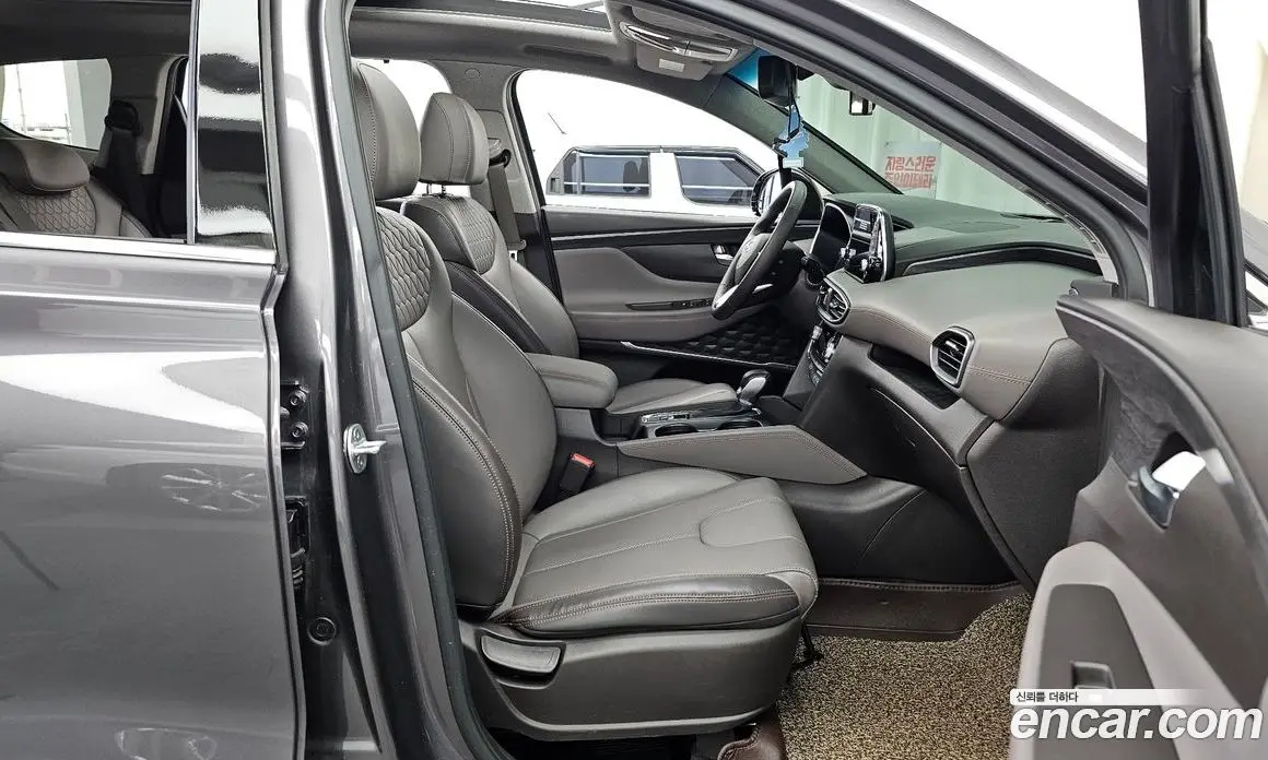 Hyundai Santa Fe 2018 2.0 автомат (гидро), фото 17 Hyundai Santa Fe 2018 2.0 автомат (гидро), фото 17