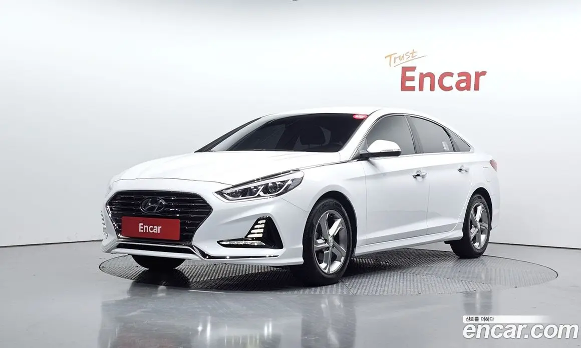Hyundai Sonata 2019 2.0 автомат (гидро), фото 1 Hyundai Sonata 2019 2.0 автомат (гидро), фото 1