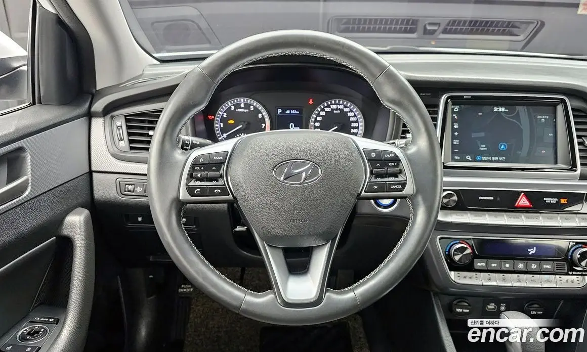 Hyundai Sonata 2019 2.0 автомат (гидро), фото 13 Hyundai Sonata 2019 2.0 автомат (гидро), фото 13