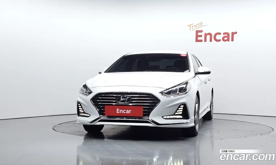Hyundai Sonata 2019 2.0 автомат (гидро), фото 3 Hyundai Sonata 2019 2.0 автомат (гидро), фото 3